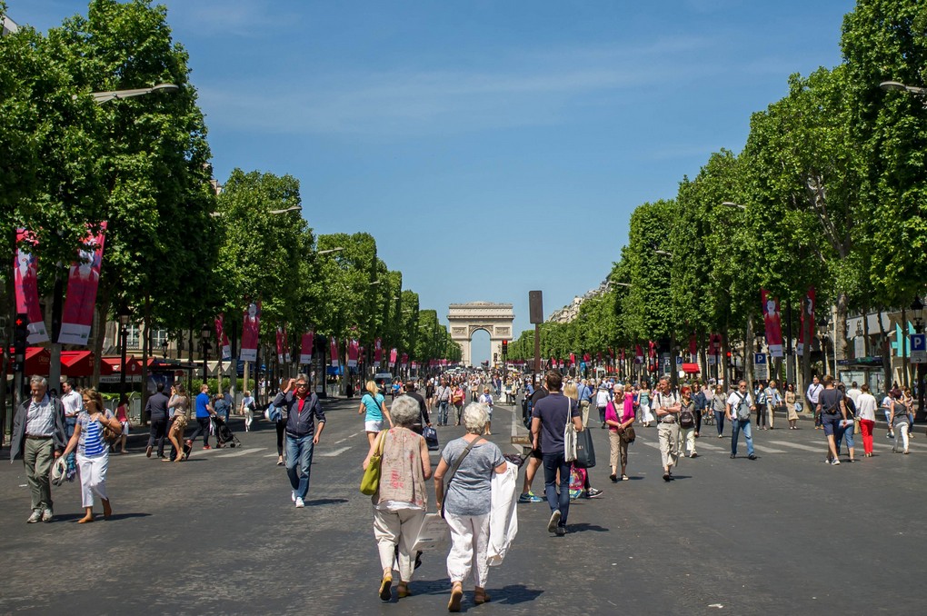 Les Champs Elysées piétonniers une fois par mois dès le printemps (75)